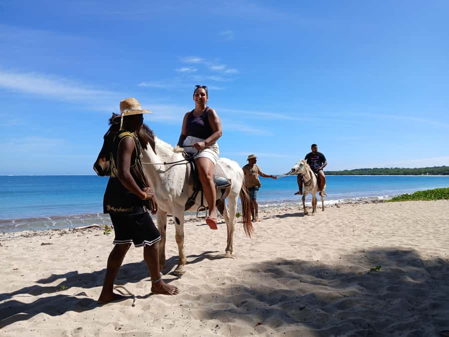 Natadola Beach Tour With Tifajek Mud Pool & Hotspring - Natadola Beach, Fiji’s best reason to leave the resort