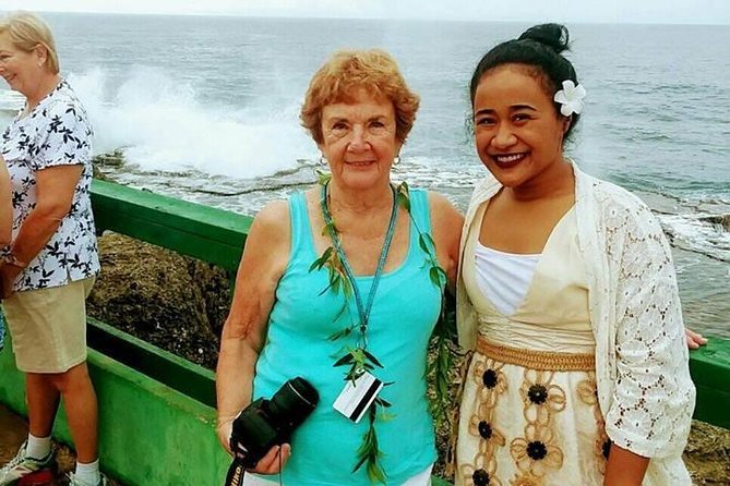 Nuku'alofa Shore Excursion: West Coast Scenic Tour - Tsunami Rock shows the reach of the Pacific