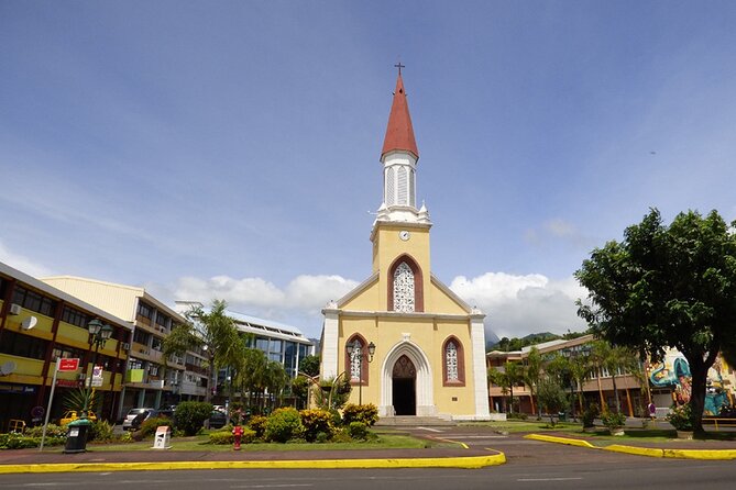 Papeete and Tahiti Historical and Cultural Tour - Starting at the Office du Tourisme