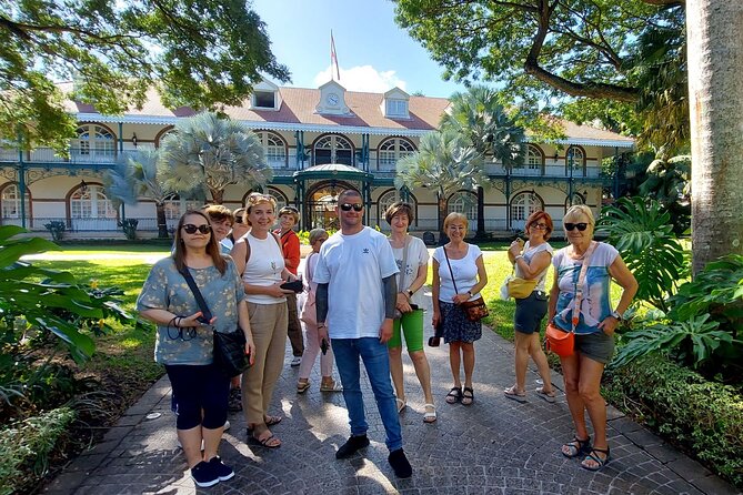 Papeete City Tour, 3hours (on Tahiti) - Inside Papeete Market since 1869