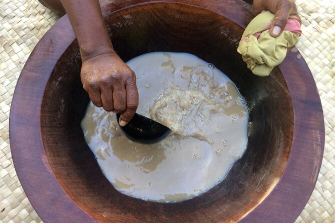 Port Vila's Guided Food Experience - Lunch near the Kava Lounge