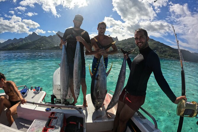 Private Big Game Fishing Day - Learning Traditional Fishing Methods From Matahi’s Crew