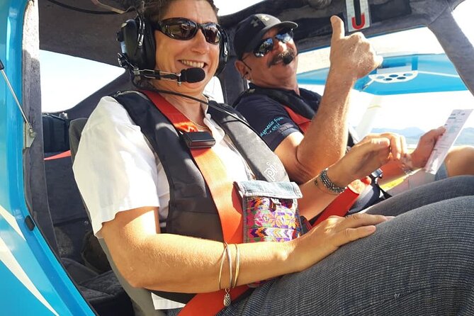 Private flight, in a light plane over the Polynesian motus from Raiatea - Pickup, the airport wait, and timing