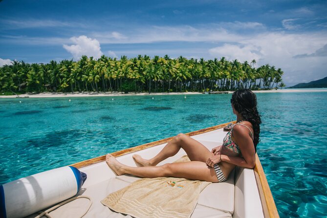 PRIVATE FULL DAY LAGOON TOUR - Bora Bora Cultural Lagoon Tour - Polynesian stories with Narii and the guiding team
