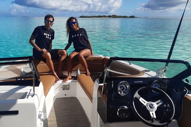 Private lagoon tour (rays, sharks, turtles) by boat in Moorea - Fruit, drinks, and a little time to slow down