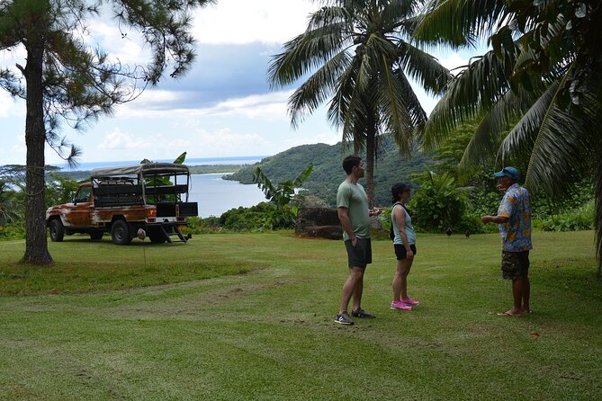 Private Safari Adventure Tour in Bora Bora with Local Guide - Drinks, fruit, and the small comforts
