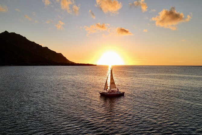 PRIVATE Sunset Cruise : Moorea Sailing on a Catamaran named Taboo - What the private Taboo experience feels like