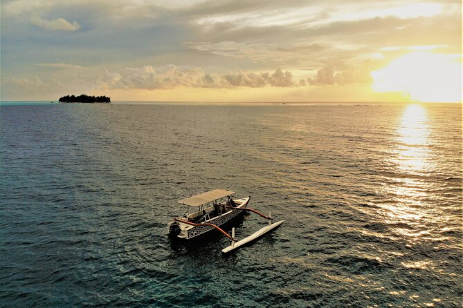 Romantic Private Sunset and Motu Dinner for Two - Should you book this private motu dinner?