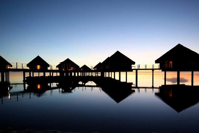 SHARED SUNSET LAGOON CRUISE - Bora Bora Cultural Lagoon Tour - Cultural details and music from the guide