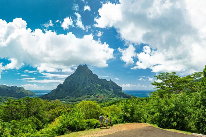Shared Transfer : Hotel to Moorea Airport (or) Pier - A low-cost way to leave Moorea