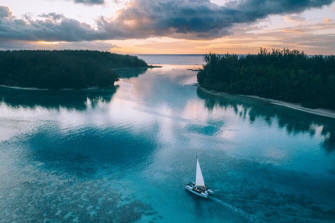 Shared Transfer : Hotel to Moorea Airport (or) Pier - Where this transfer gives you good value