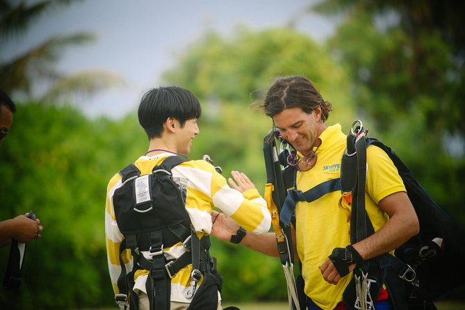 Skydive Fiji Legend 13000ft Tandem Jump (60 seconds free fall) - Price, camera packages, and what you really pay for