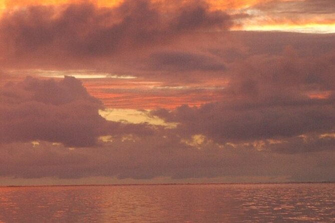 Sunset sailing trip on the Lagoon of Tahiti - Booking ahead and handling weather changes