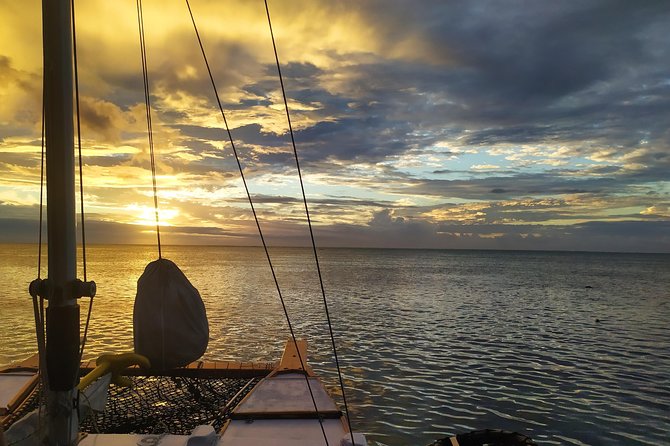 Sunset sailing - Meeting at Vaapiti Moorea at 3 pm