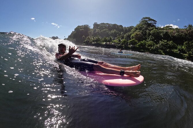SURF TAHITI Bites & Waves – Surf experience with every bite - Who will get the most from this outing?