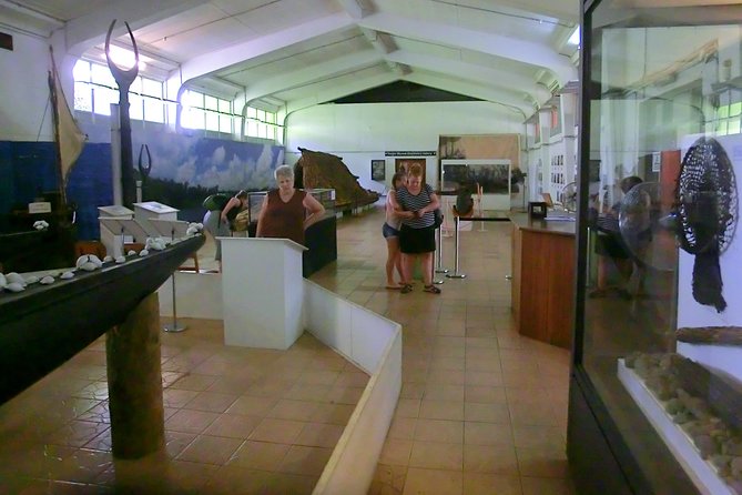 Suva Customized tour- Private - Suva Municipal Market and the city’s food choices