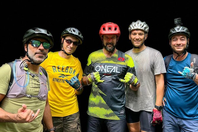 Tahiti excursion adventure circuit MTB MTB E-Bike private valley - Passing the dams for the best views