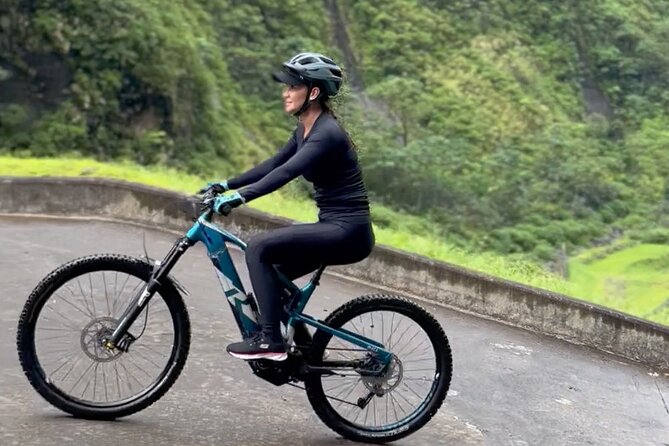 Tahiti excursion adventure circuit MTB MTB E-Bike private valley - Birds, rainforest, and Tahitian stories