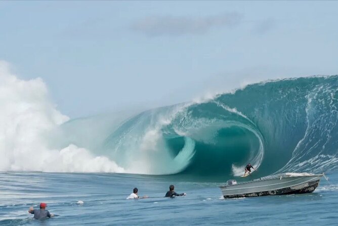 Tahiti: Full Day Tour with Taxi Boat (Teahupoo. OJ 2024) - Punaauia Beach and the huge private pool