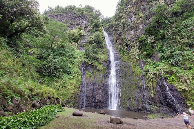 Tahiti Half Day Coastal Private Tour - Arahurahu Marae and Polynesian sacred space