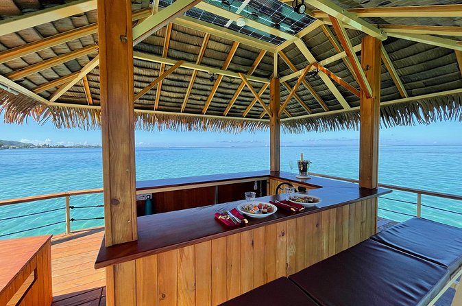 Tahiti Lagoon Vaimareva Private Boat cruise - Comfort, access, and weather planning