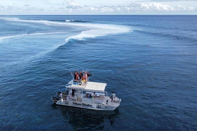 Taxi Boat to Watch the Teahupoo International Surfing Competition - Practice sessions can still deliver