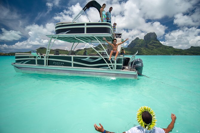 Toa Boat Bora Bora Private Lagoon tour On Ambassador Boat - The boat slide is more than a gimmick