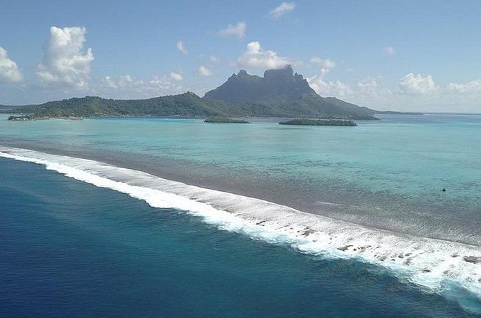 Tohora Bora Bora Snorkeling Lagoon Tours - Avoiding the busiest boat areas