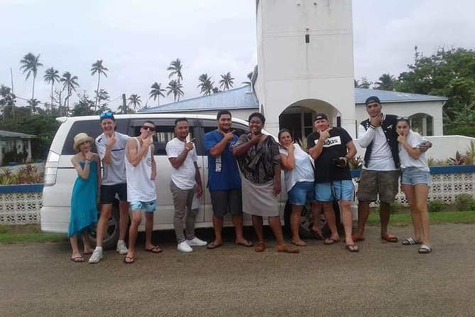 Tonga Holiday V Island Tours - Fixed Prices BEST VALUE - The Royal Palace and the islands modern monarchy