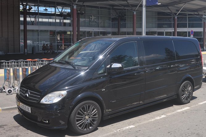 Tontouta Airport Transfers One-way Tontouta-Noumea / Noumea-Tontouta - Getting from Tontouta Airport to Noumea
