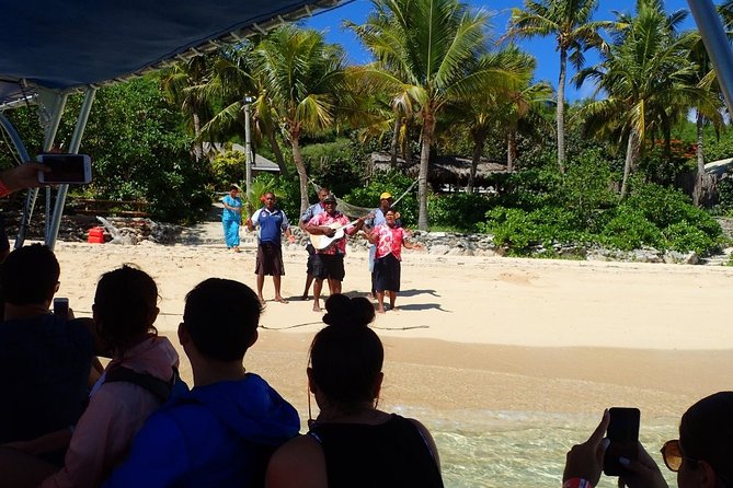 Ultimate Encounter Snorkel with Sharks in Fiji - Who should book this experience?
