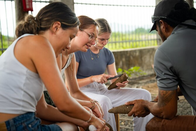 Vavavi - Fijian Cooking & Cultural Experience - Seeing produce at a local market